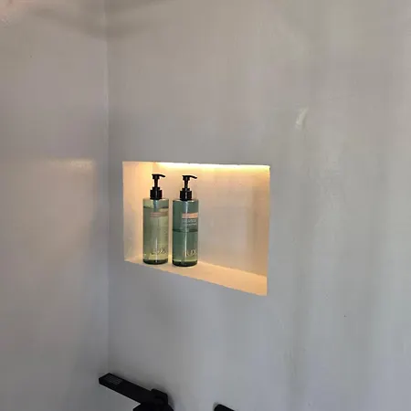 Arch - Boutique 파포스